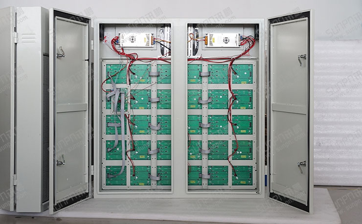 訊鵬電子看板.jpg 訊鵬電子看板.jpg